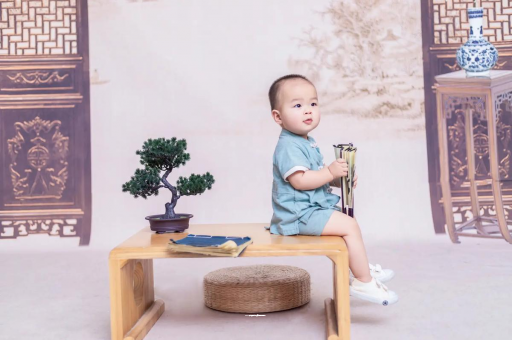 贵州宝宝吃迷糊奶如何纠正